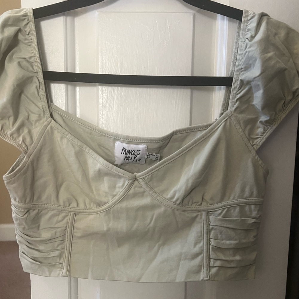 Light green short sleeve